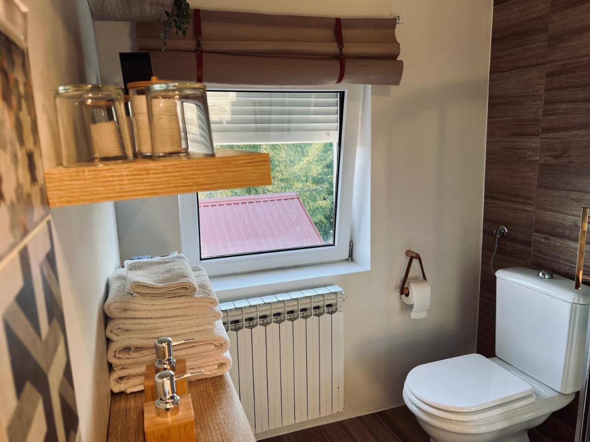 Rooms Mirabella Rakovica Eksteriør billede