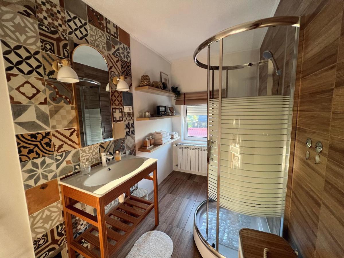 Rooms Mirabella Rakovica Eksteriør billede