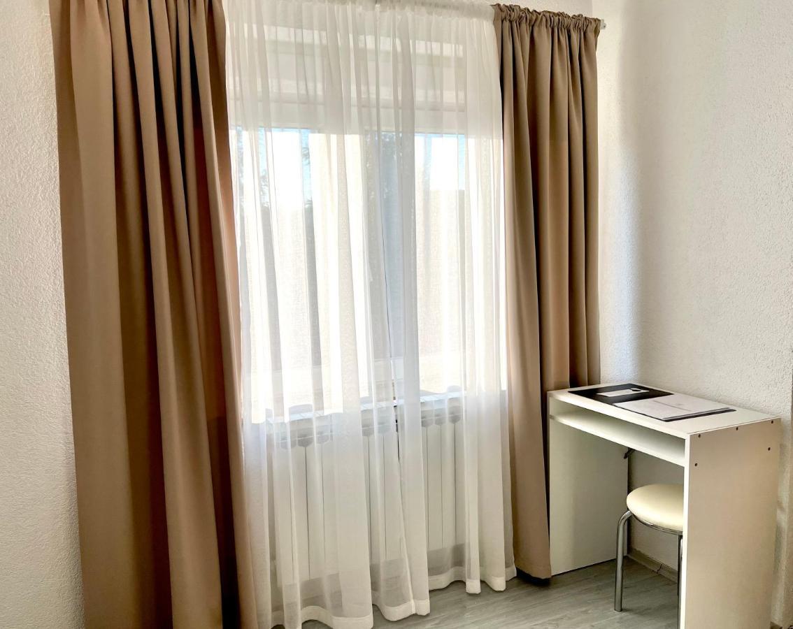 Rooms Mirabella Rakovica Eksteriør billede