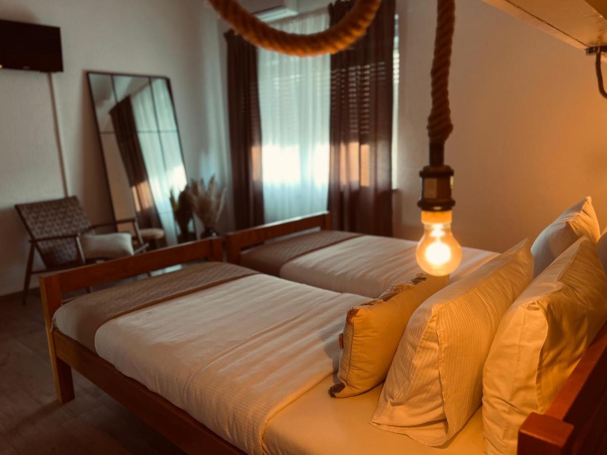 Rooms Mirabella Rakovica Eksteriør billede